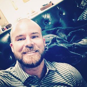 Meet your Posher, Tom